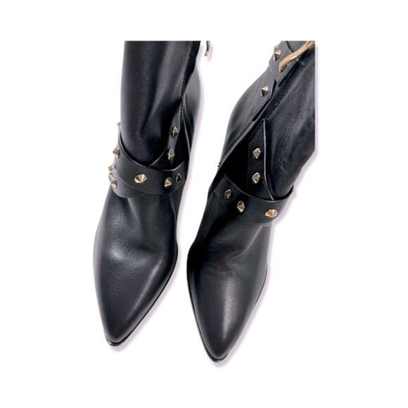 NWOT Nicole Miller Women's Black Leather Pointed Toe Side Zipper Ankle Bootie - Picture 2 of 8